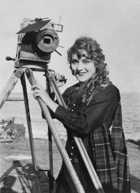 女人创造好莱坞Et la femme créa Hollywood